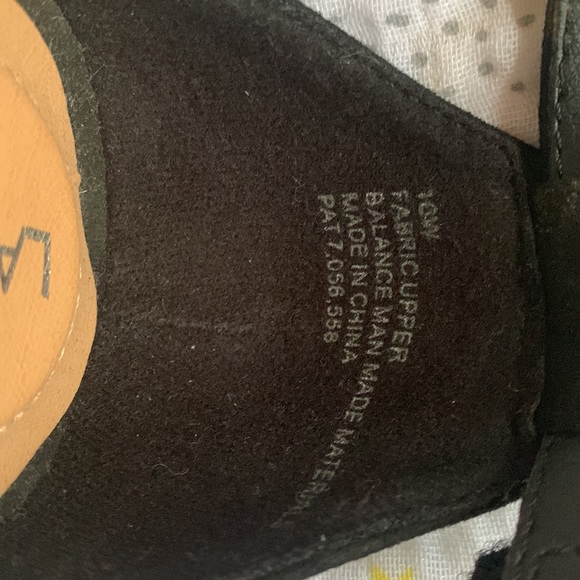 Lane Bryant suede black heels it’s US size 10w only worn a few times - Picture 4 of 4